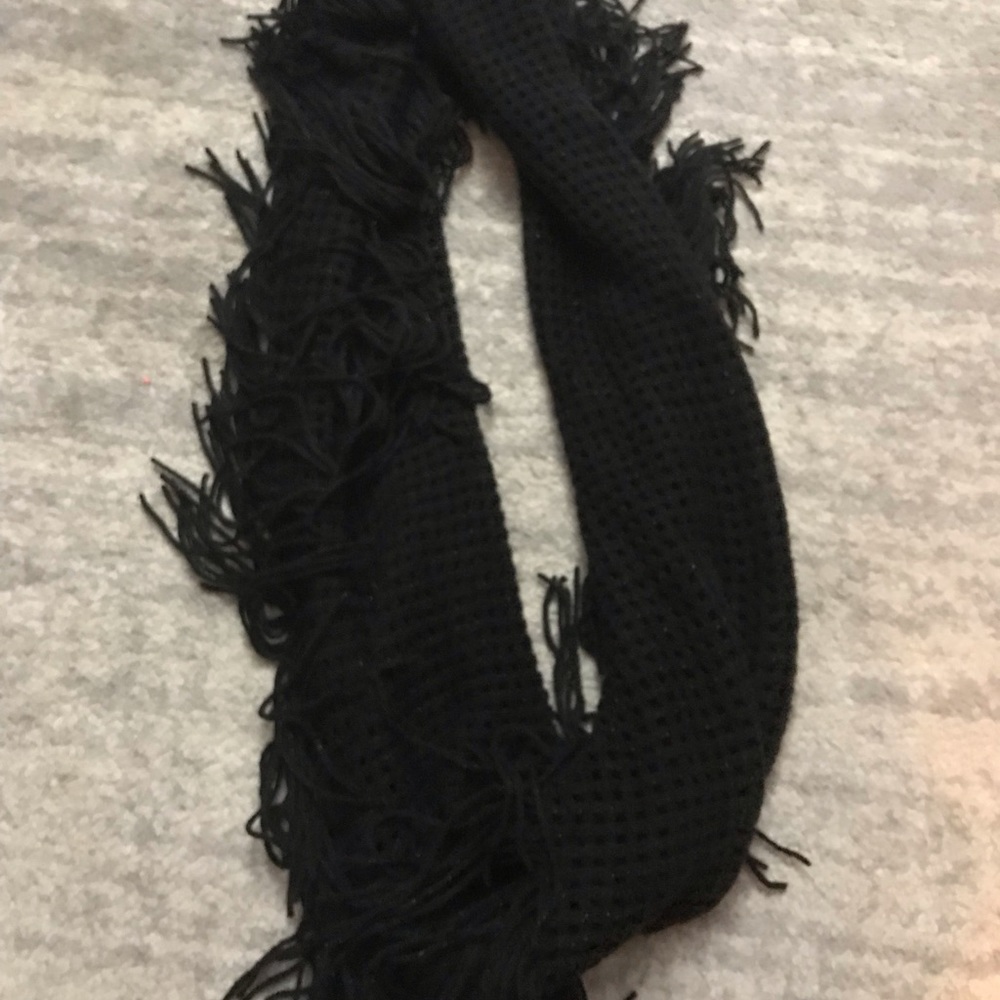 Infinity Scarf - Picture 3 of 3